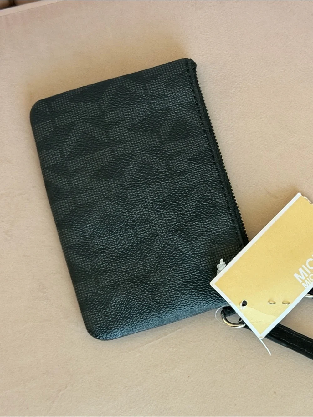 Michael Kors compact michael
